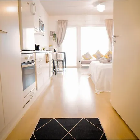 C&c - Comfy Nest Near Airport & Access