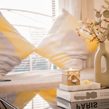 C&c - Comfy Nest Near Airport & Access Apartment *