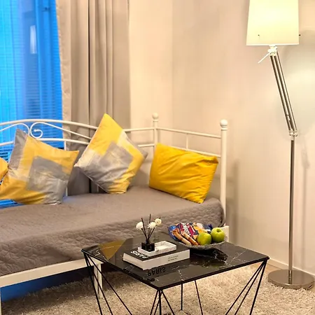 Apartment C&c - Comfy Nest Near Airport & Access Vantaa