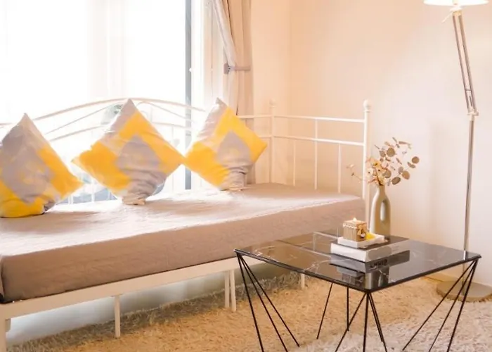 Appartamento C&c - Comfy Nest Near Airport & Access